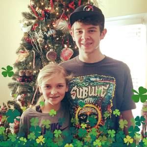 Meet your Posher, Dee